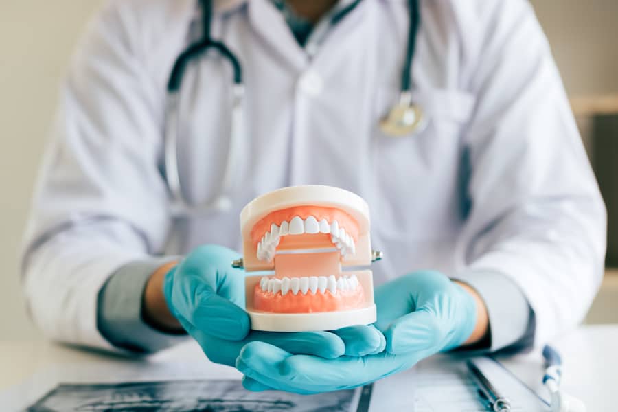 How Long Does It Take to Get Dentures?